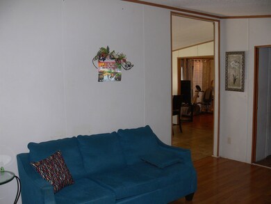 1310 Summer Dr, Siler City, NC 27344 - photo 3