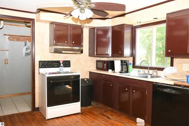 5771 E Esmond Rd, Hale, MI 48739 - photo 4