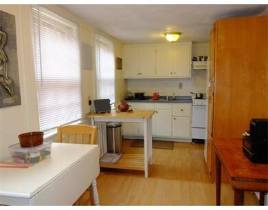 206 Washington St unit 2, Marblehead, MA 01945 - photo 2