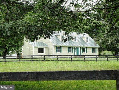 19871 Foggy Bottom Rd, Bluemont, VA 20135 - photo 3