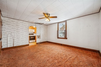 2305 Watkins Ave, Latrobe, PA 15650 - photo 6