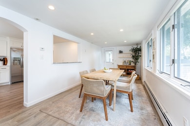 26 Makepeace St, Saugus, MA 01906 - photo 5