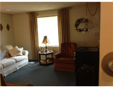 59 Earlham Way, Warwick, RI 02886 - photo 3