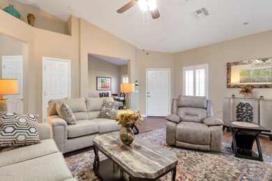 40011 N. Patriot Way - Family Room
