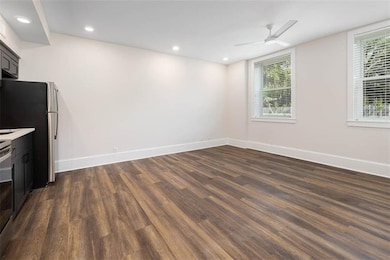 519 Norwich St unit 102, Brunswick, GA 31520 - photo 5