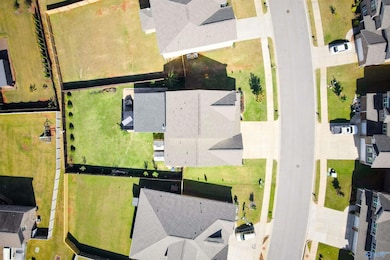 7588 Addison Dr NW, Huntsville, AL 35806 - photo 2