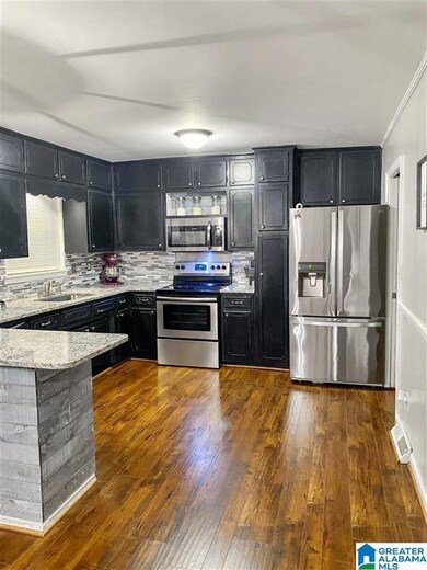 2439 Ormond Dr, Center Point, AL 35215 - photo 7