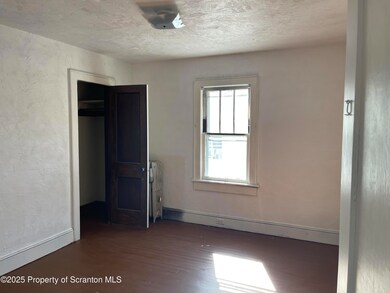 855 Throop St, Scranton, PA 18519 - photo 7