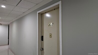 149-06 Northern Blvd unit 302, Flushing, NY 11354 - photo 5
