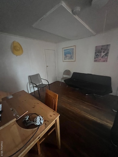 21 Maple Ave, Port Jefferson Station, NY 11776 - photo 6