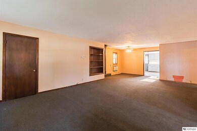 165 S 3rd St, Plattsmouth, NE 68048 - photo 2