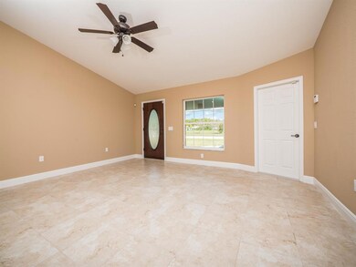 1750 NE 161 Street Citra, FL 32113-Livin