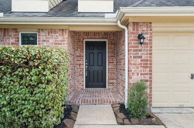 195 Midtown Park Dr, Alvin, TX 77511 - photo 4