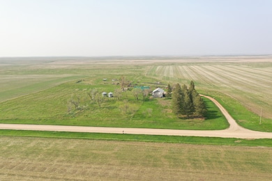 13706 70th St SW, Amidon, ND 58620 - photo 2