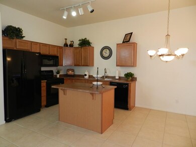 Kitchen & Dining Area