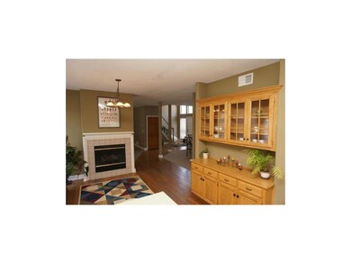 Great built-in hutch in kitchen/breakfast room.
