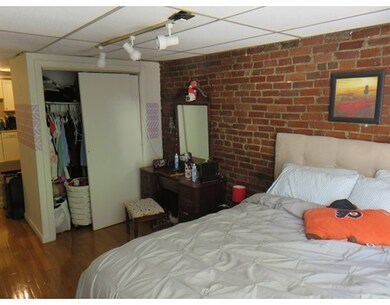 13 Charter St unit 13A, Boston, MA 02113 - photo 3