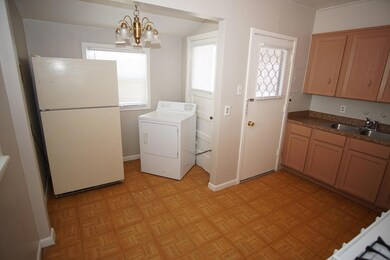 2529 Mountain Ave, El Paso, TX 79930 - photo 4