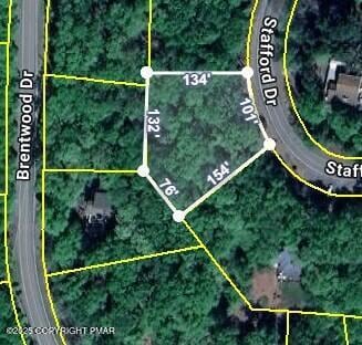 1875 Sec 4 Stafford Dr, Saw Creek, PA 18324 - photo 2