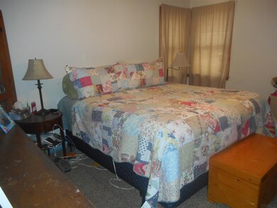 1009 W North St, Portland, IN 47371 - photo 6