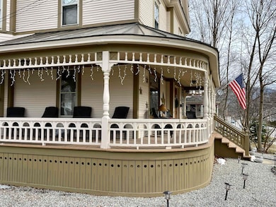 9 E Washington St, Rutland, VT 05701 - photo 2