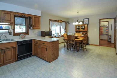 670 Simmons Ln, Mount Washington, KY 40047 - photo 7