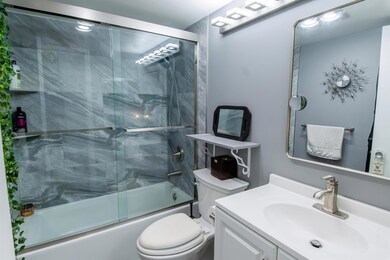 246 Northampton M, West Palm Beach, FL 33417 - photo 7