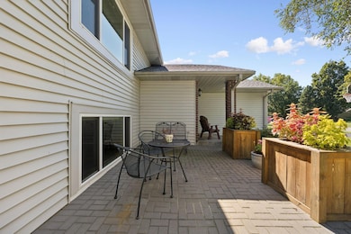 5632 Fisher St, Saint Paul, MN 55110 - photo 6