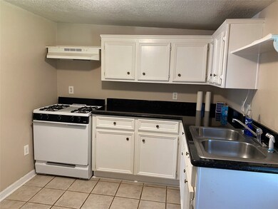 414 Hohldale St unit 1/2, Houston, TX 77091 - photo 6