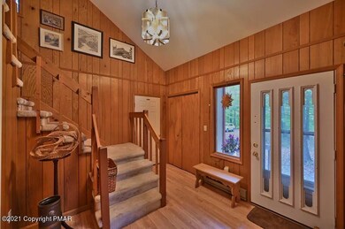 2419 Overlook Ln, Pocono Pines, PA 18350 - photo 4