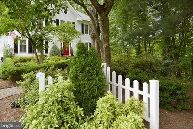 1279 Auburn Grove Ln, Reston, VA 20194 - photo 2