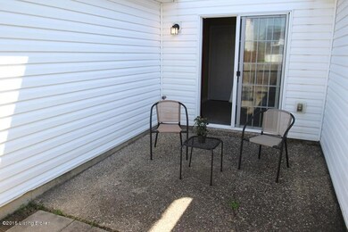 6904 Beulah Church Rd, Louisville, KY 40228 - photo 7