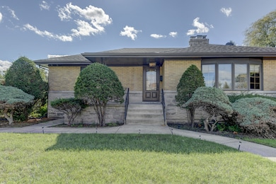 17706 Wentworth Ave, Lansing, IL 60438 - photo 2