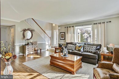 3522 Honey Locust Ct, Fairfax, VA 22033 - photo 3