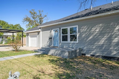 908 Waters Ave, Del Rio, TX 78840 - photo 3