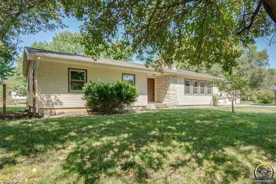 625 Fowler St, Maple Hill, KS 66507 - photo 5