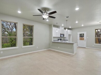 309 Robbins St, Cleburne, TX 76031 - photo 4