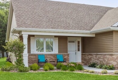 1652 Carroll Ct, Crown Point, IN 46307 - photo 2