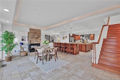 606 W Riverside Dr, Jeffersonville, IN 47130 - photo 3