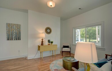 Living Room (3)
