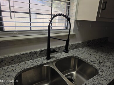 2208 S McGeehee Ln, Picayune, MS 39466 - photo 5