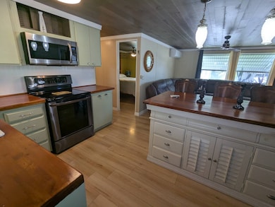 601 Starkey Rd unit 201, Largo, FL 33771 - photo 2