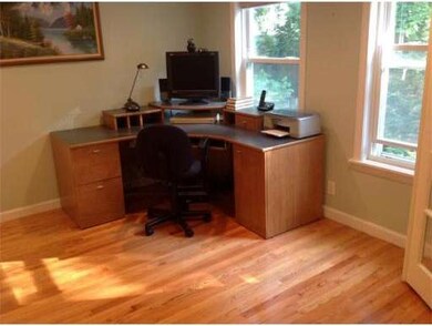 47 Margaret Rd, Newton Highlands, MA 02461 - photo 5