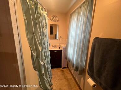 607 Mill St, Dunmore, PA 18512 - photo 7