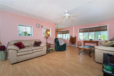 You'll love the easy maintenance laminate flooring throughout the main living areas.