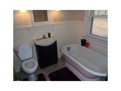 Bathroom-L2.