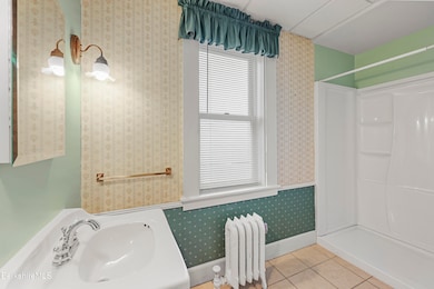 6 Crandall St, Adams, MA 01220 - photo 7