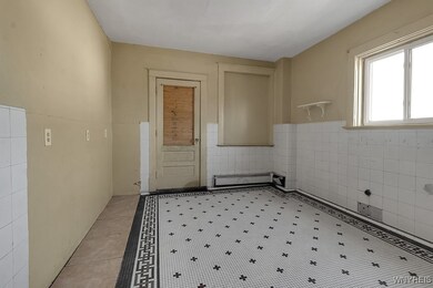 742 19th St, Niagara Falls, NY 14301 - photo 5