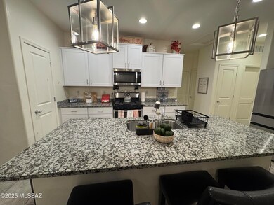 781 E Catwalk Place, Sahuarita, AZ 85629 - photo 3