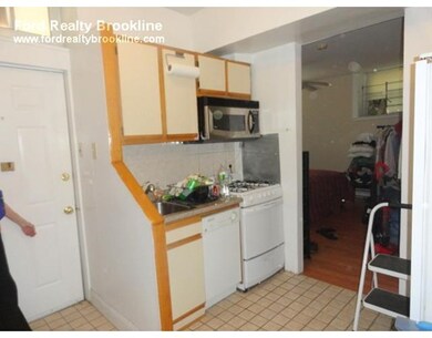 1874 Beacon St unit 1, Brookline, MA 02445 - photo 3